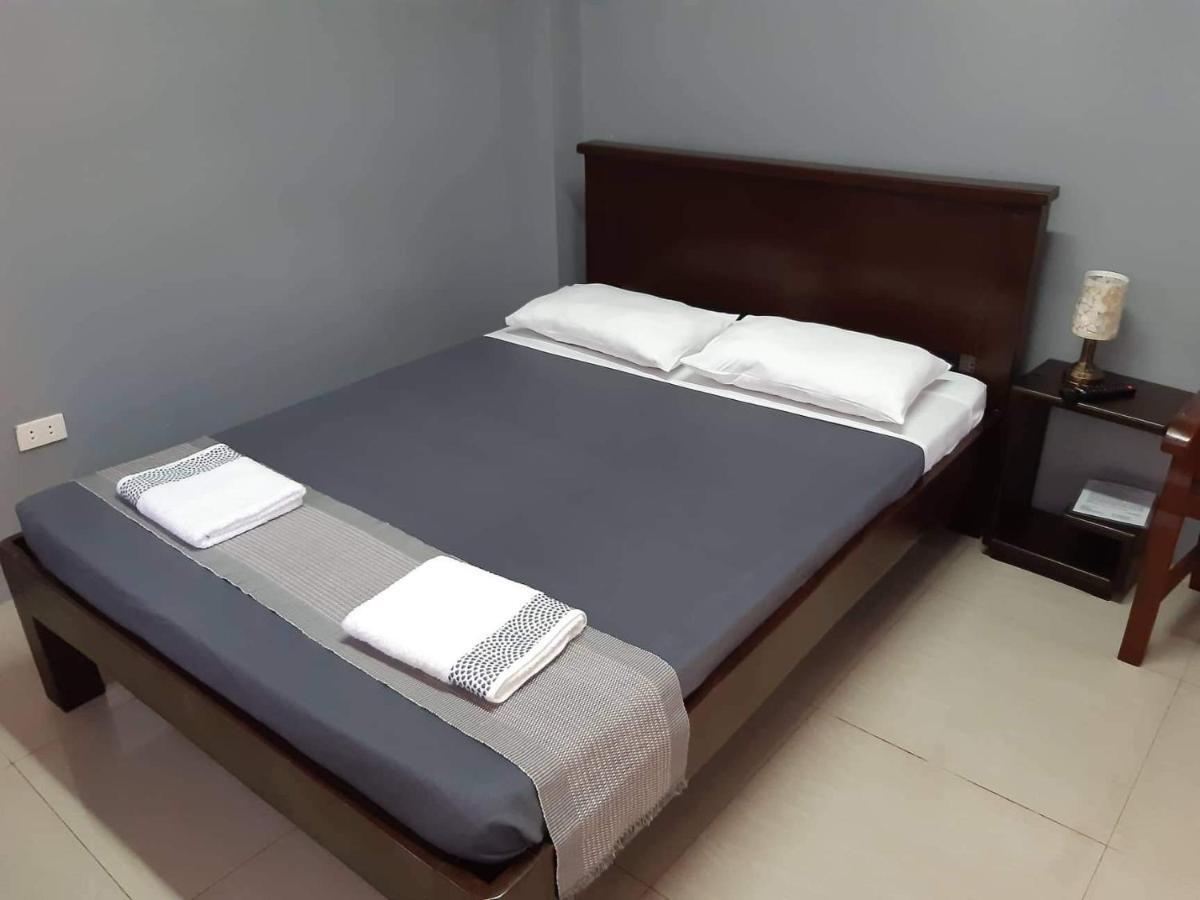 Reddoorz El Senor Jesus Apartelle Vigan Ilocos Exterior foto